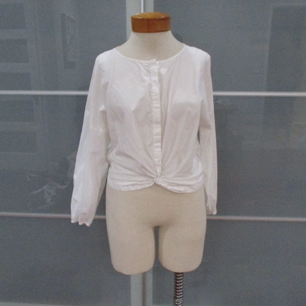 BP Long Sleeve Button Front Crop Top